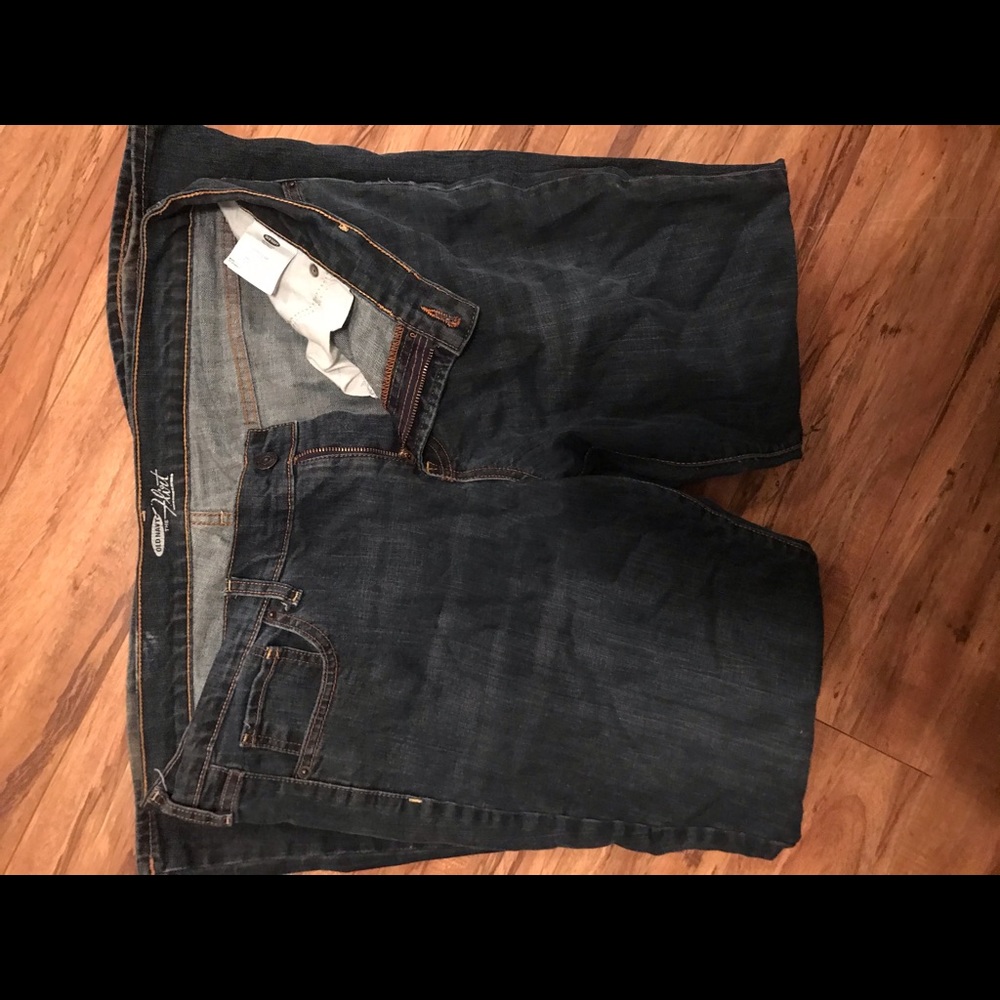 NWOT Bootcut/flirt cut/dark rinse jeans